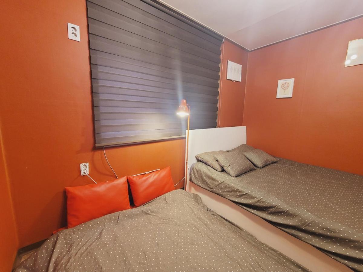 Olive Hostel W Seoul Exteriör bild